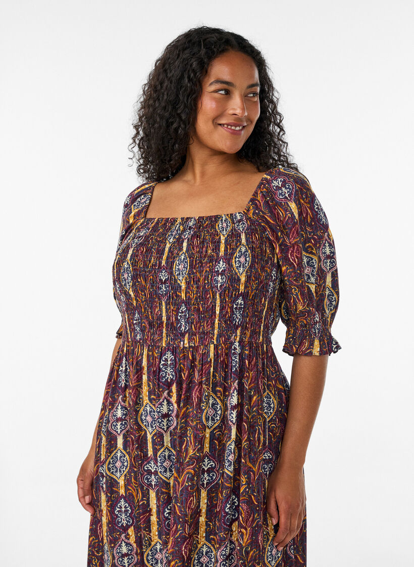 Sommarkl&auml;nning i viskos med paisleym&ouml;nster, Lila, Model image number 2