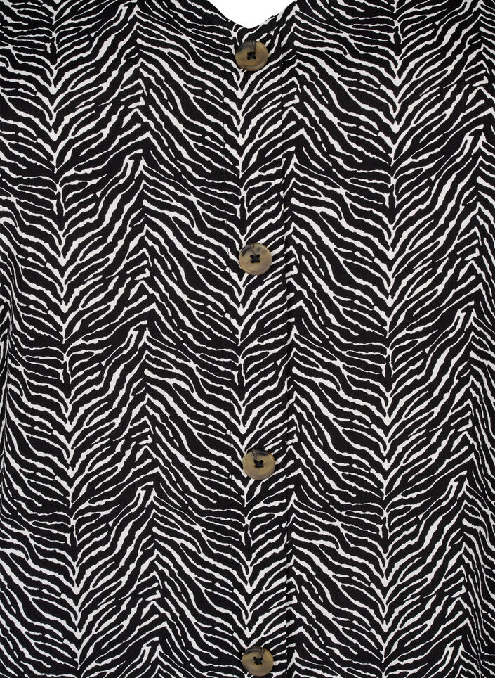Blus i viskos med knappar, Black Graphic AOP, Packshot image number 2