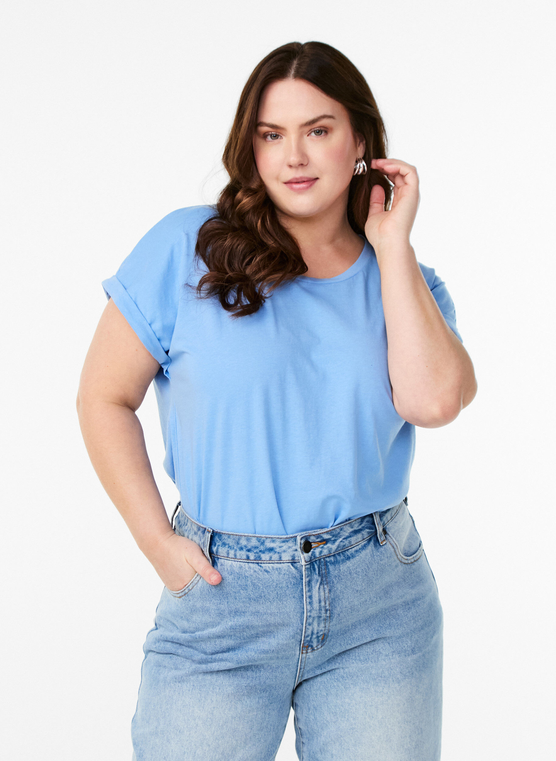 Kort&auml;rmad t-shirt i bomullsblandning, Bl&aring;, Model