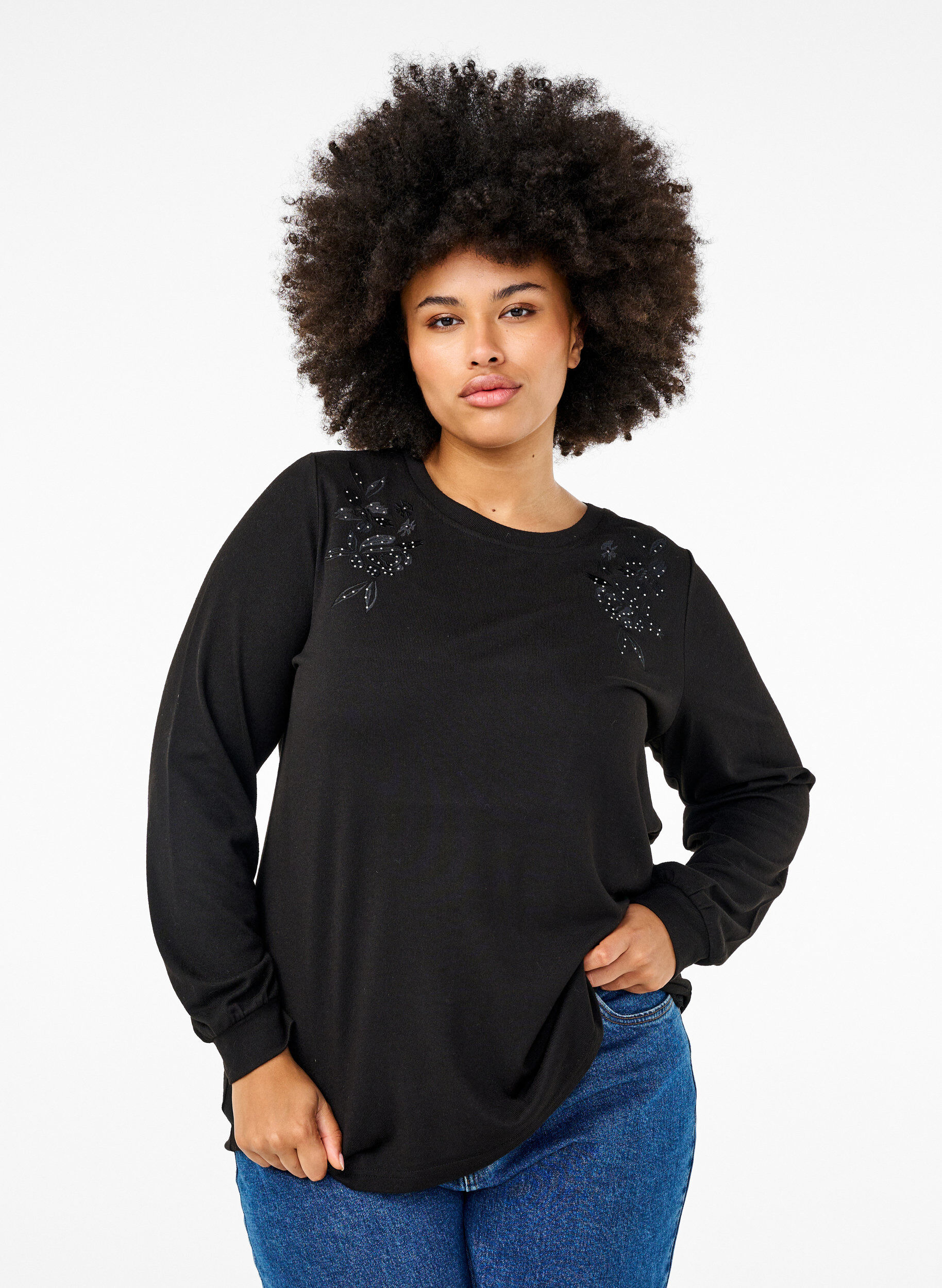 Zizzi Blus med broderi och strass, Black, Model image number 0