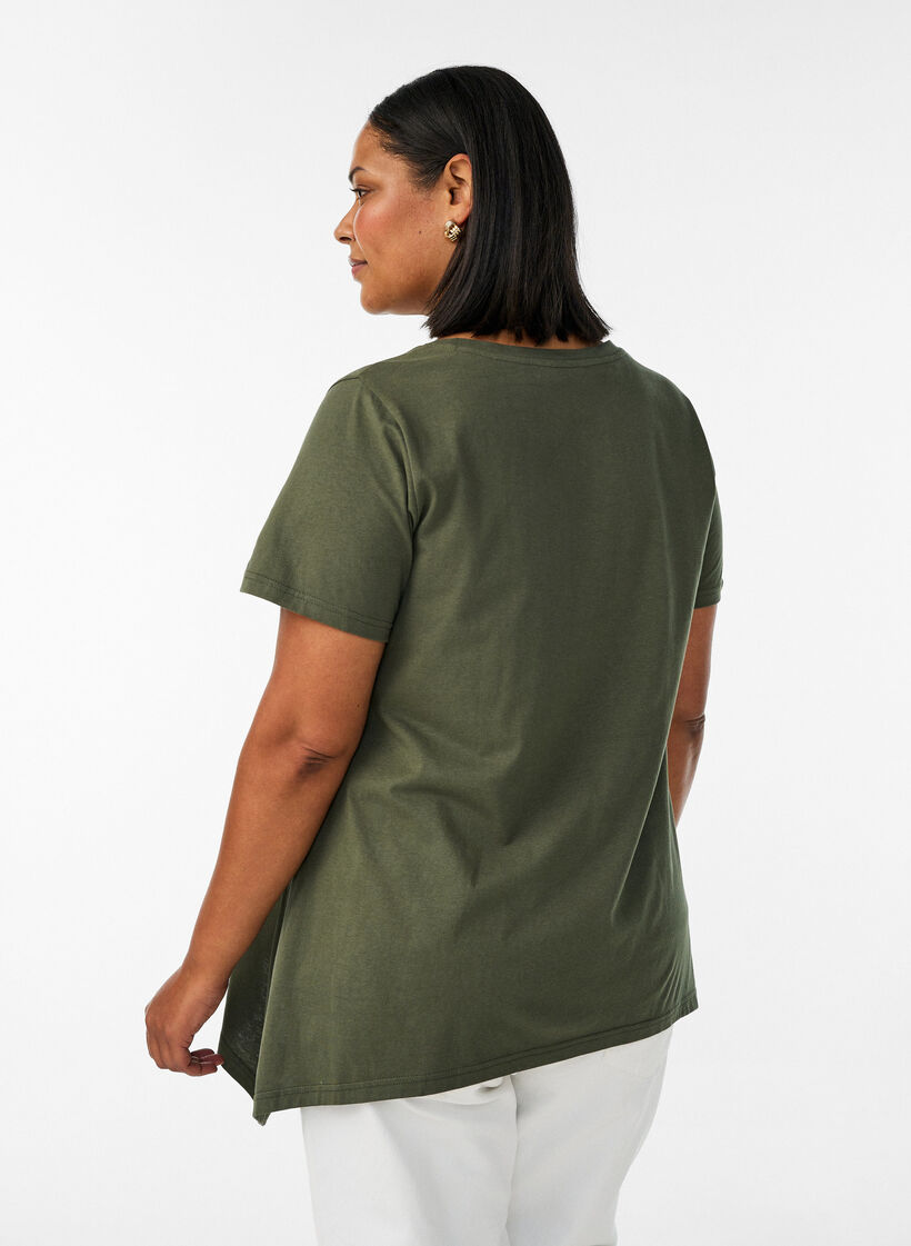 T-shirt med rund hals och A-linjeform, Gr&ouml;n, Model image number 2