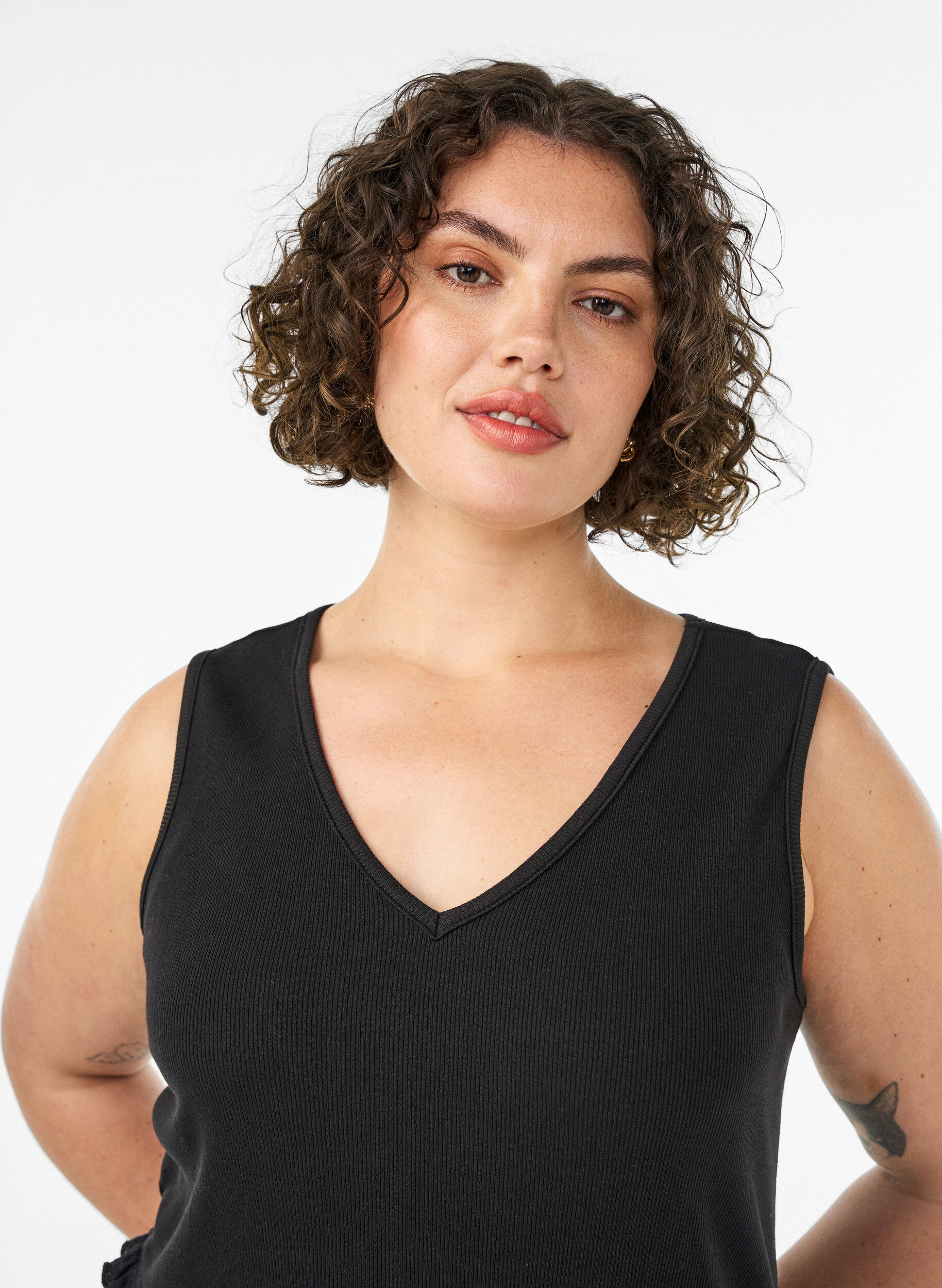 Zizzi&Auml;rml&ouml;s midikl&auml;nning i bomull med ribb och muslin, Svart, Model image number 2