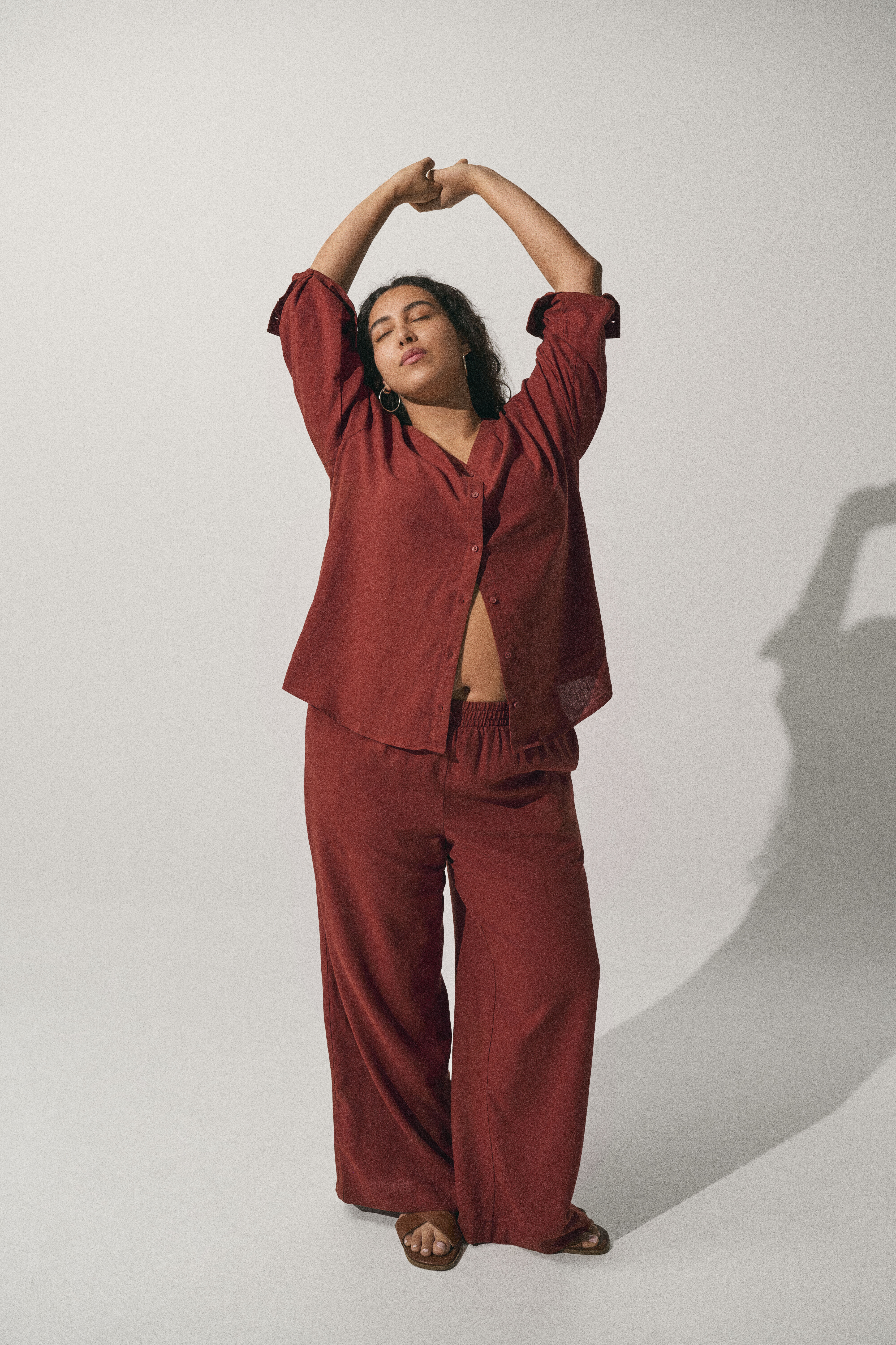 Matchande set i linne, , Model