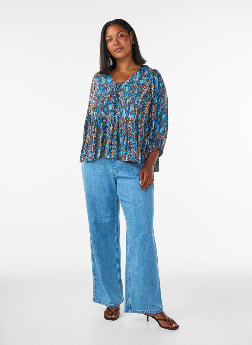 Blus med paisleym&ouml;nster och spetsdetalj, Bl&aring;, Model image number 1