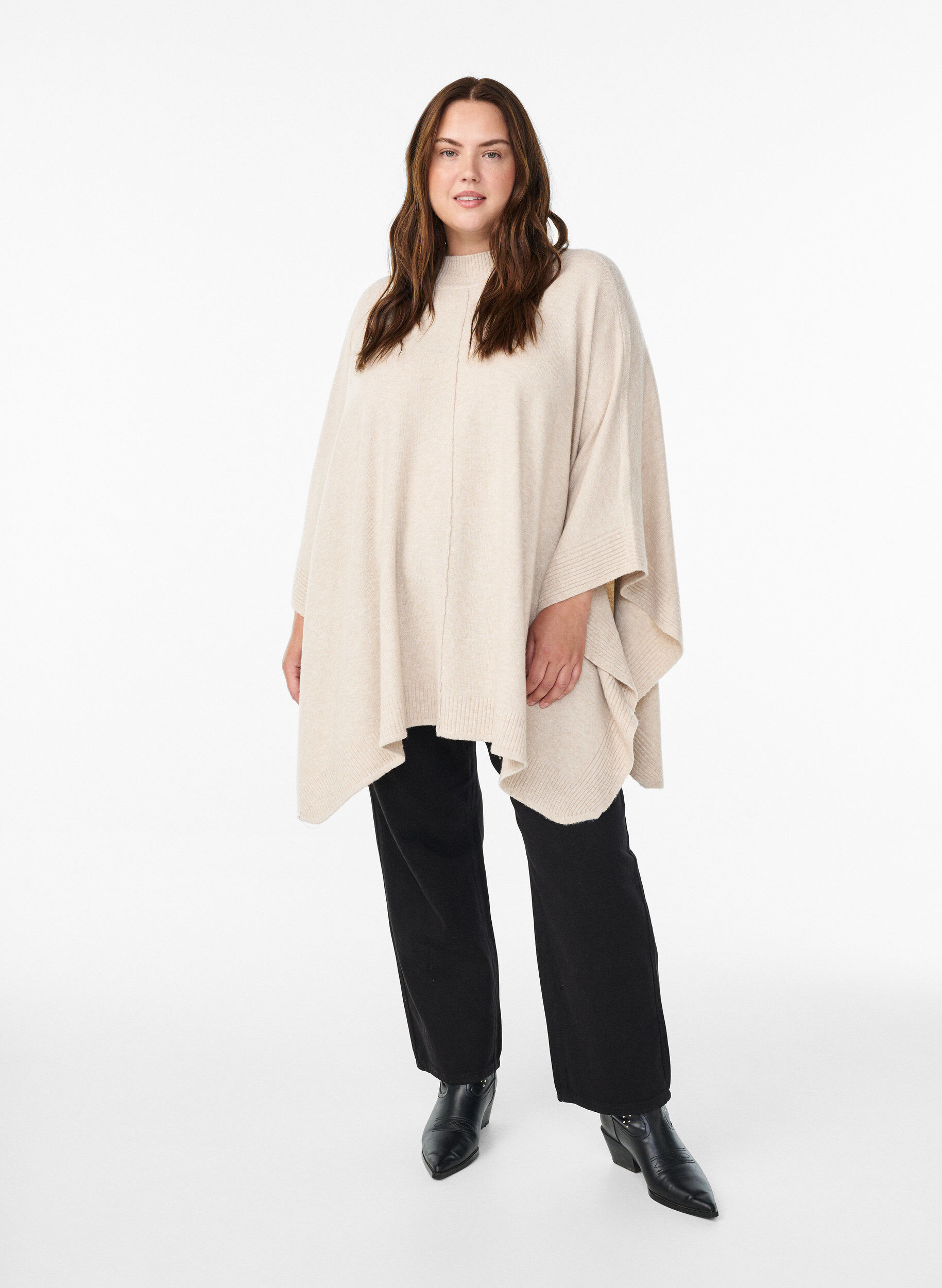 Zizzi Poncho med ribbade detaljer och rund halsringning, Beige, Model image number 1
