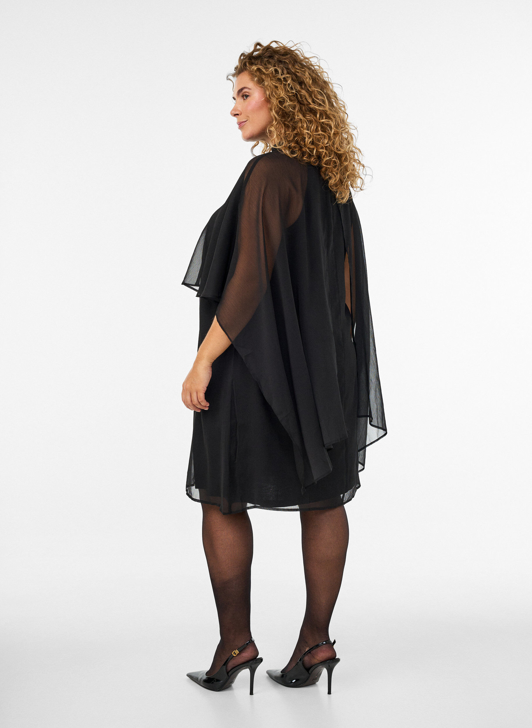 ZizziKn&auml;l&aring;ng kl&auml;nning i chiffong med skir cape, Svart, Model image number 2