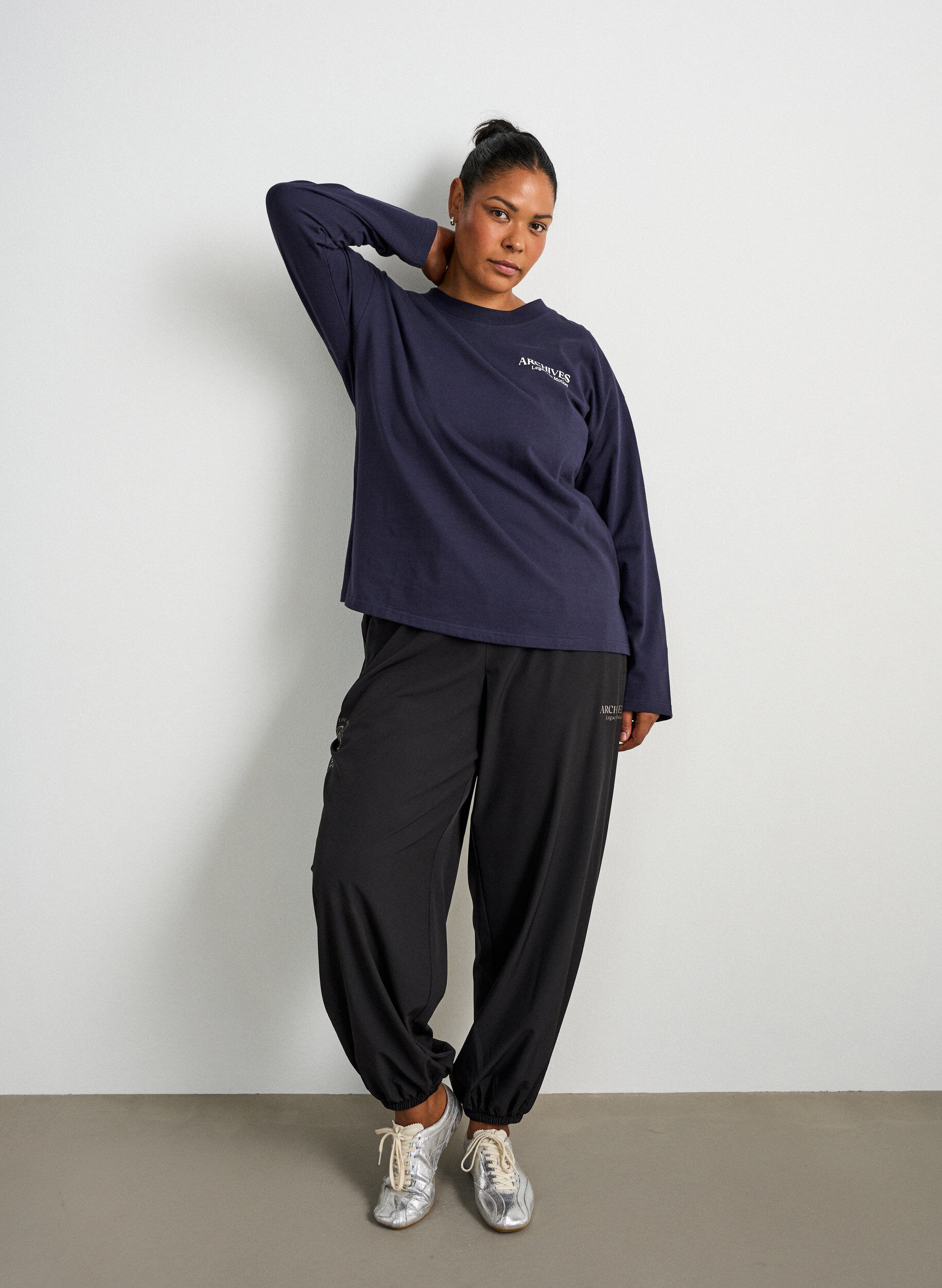 ZizziL&aring;ng&auml;rmad blus i jersey med texttryck, Bl&aring;, Model image number 1