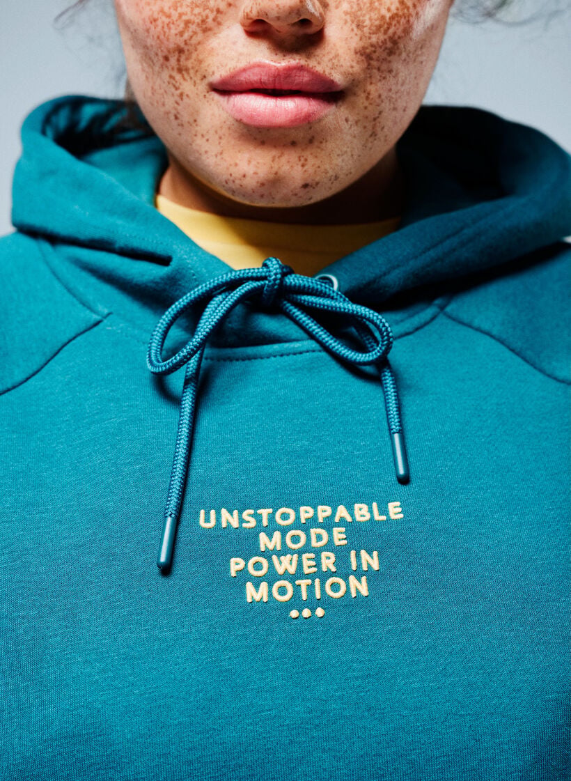 Huvtr&ouml;ja med broderat motiv framtill, Gr&ouml;n, Image image number 0