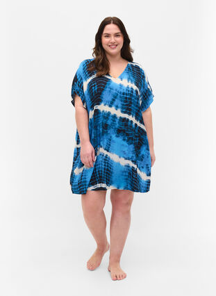 Strandklänning i viskos med batikmönster, Tie Dye Print, Model image number 2