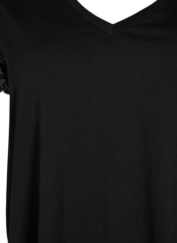 T-shirt i bomull med korta ärmar i spets, Black, Packshot image number 2