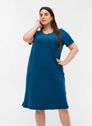 Kortärmad klänning i bomull med slits, Majolica Blue, Model image number 0