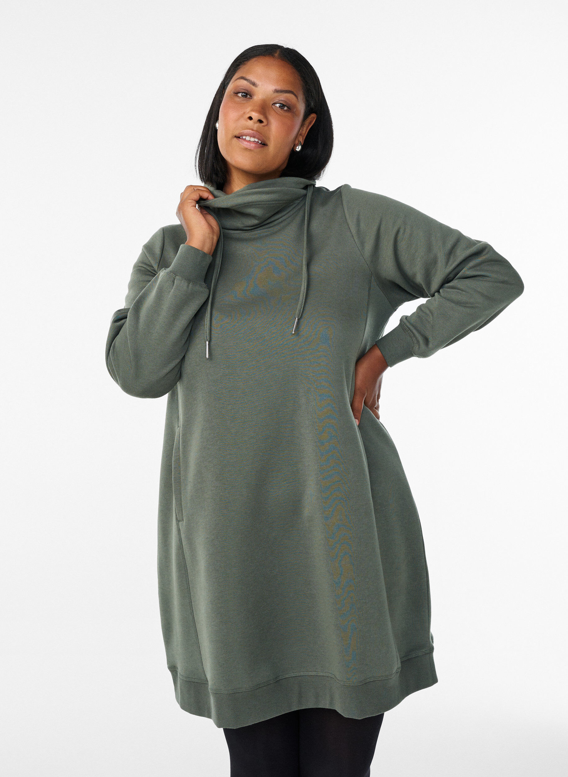 Kort sweatshirtkl&auml;nning med h&ouml;g krage och fickor, Gr&ouml;n, Model