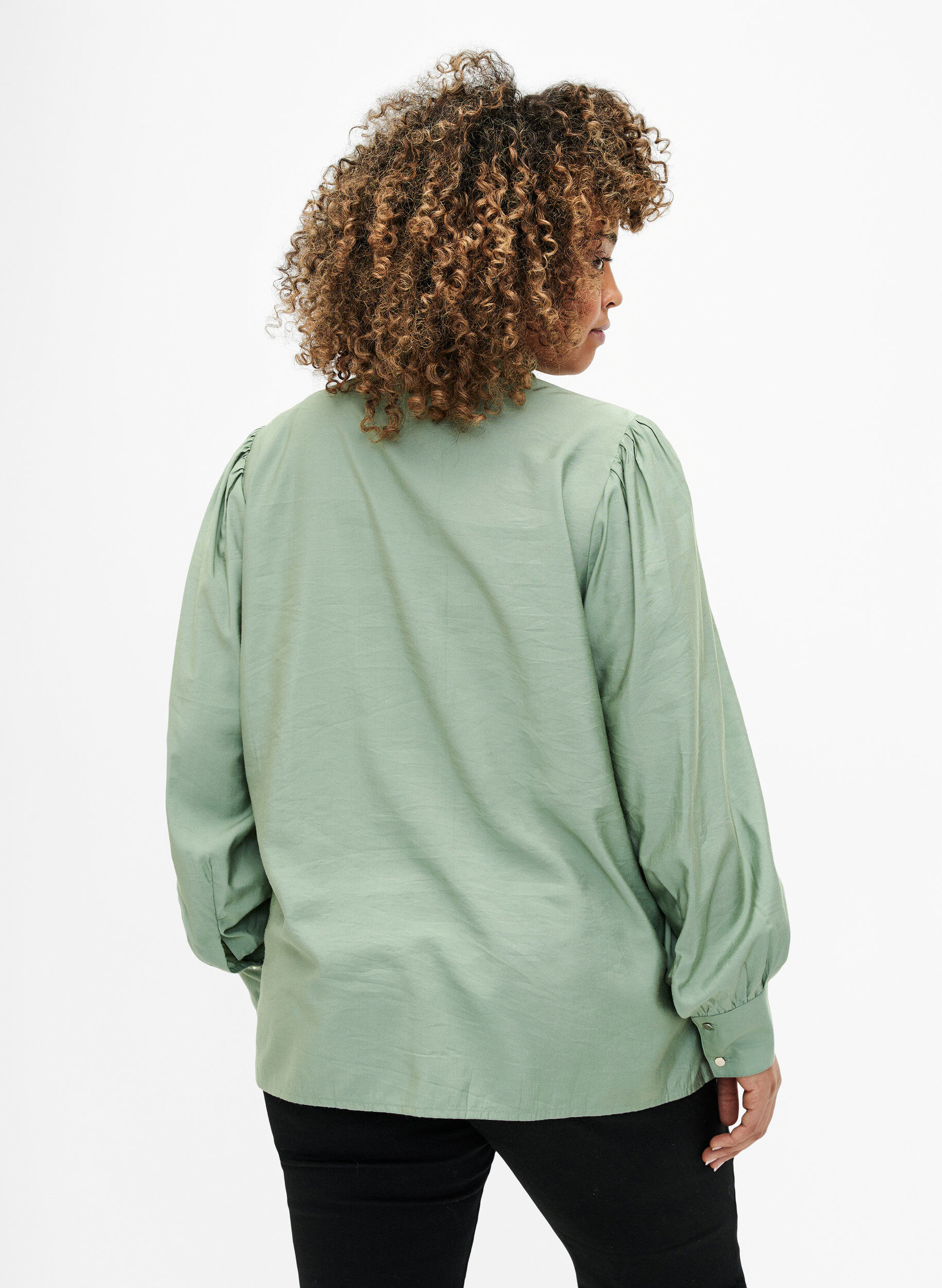 Zizzi Viskosshirt blus med ruffles, Green Bay, Model image number 1