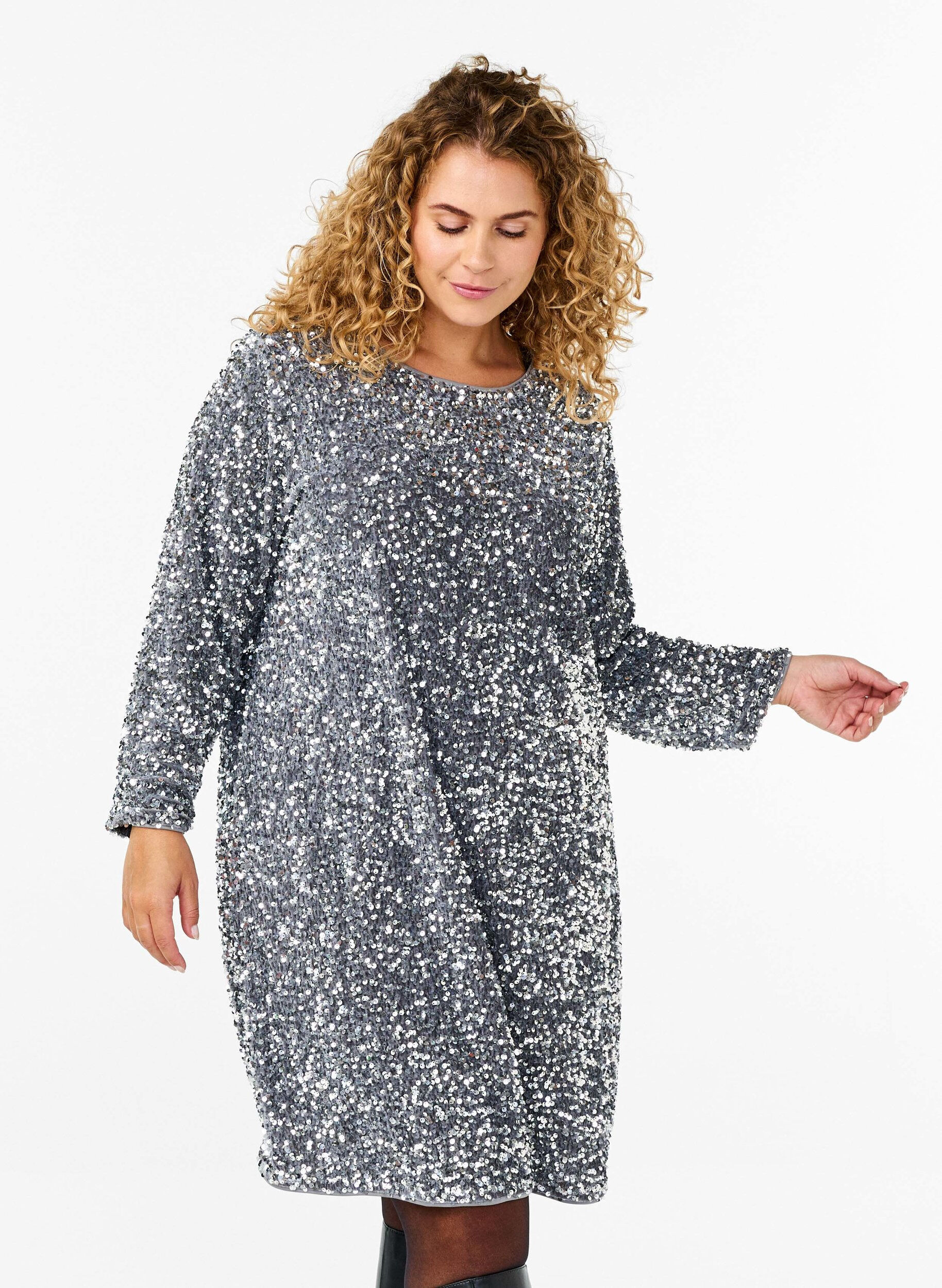 Zizzi Paljettkl&auml;nning med rosettdetalj, Silver, Model image number 0