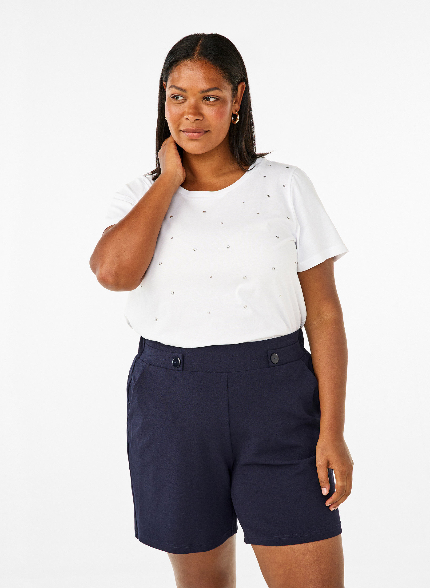 Shorts med fickor och l&ouml;s passform, Bl&aring;, Model