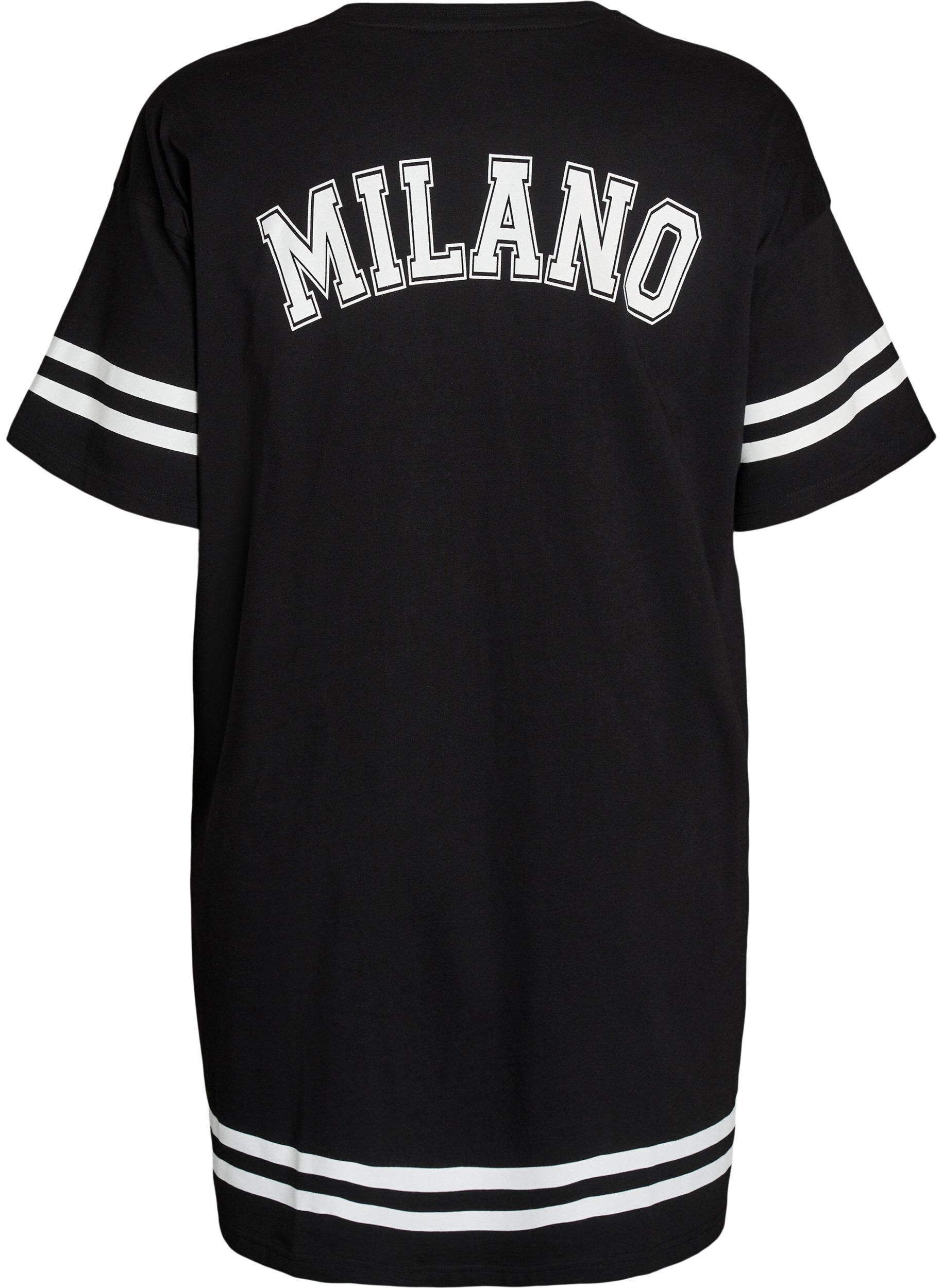 Zizzi Kort t-shirtkl&auml;nning med sportiga detaljer, Svart, Packshot image number 1