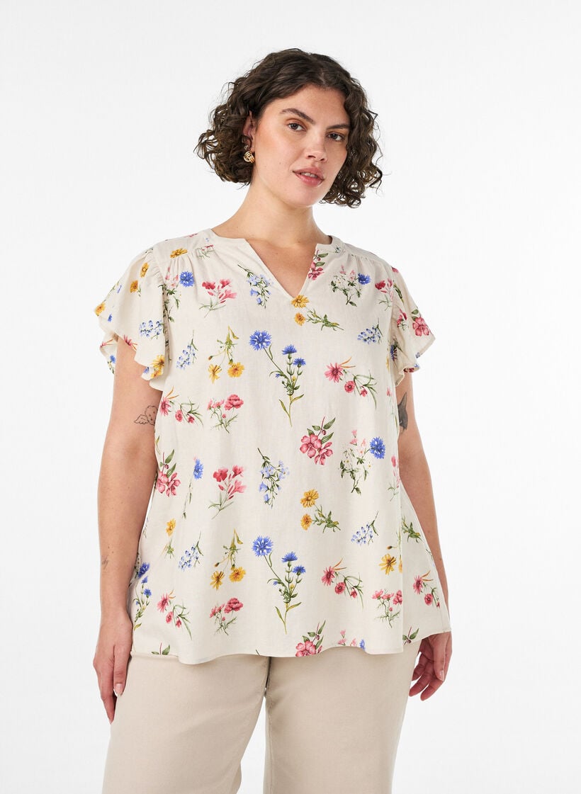 Blus i viskos och linne med volang&auml;rmar, Beige, Model image number 0
