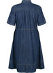 Skjortkl&auml;nning i jeanstyg med korta &auml;rmar, Bl&aring;, Packshot image number 1