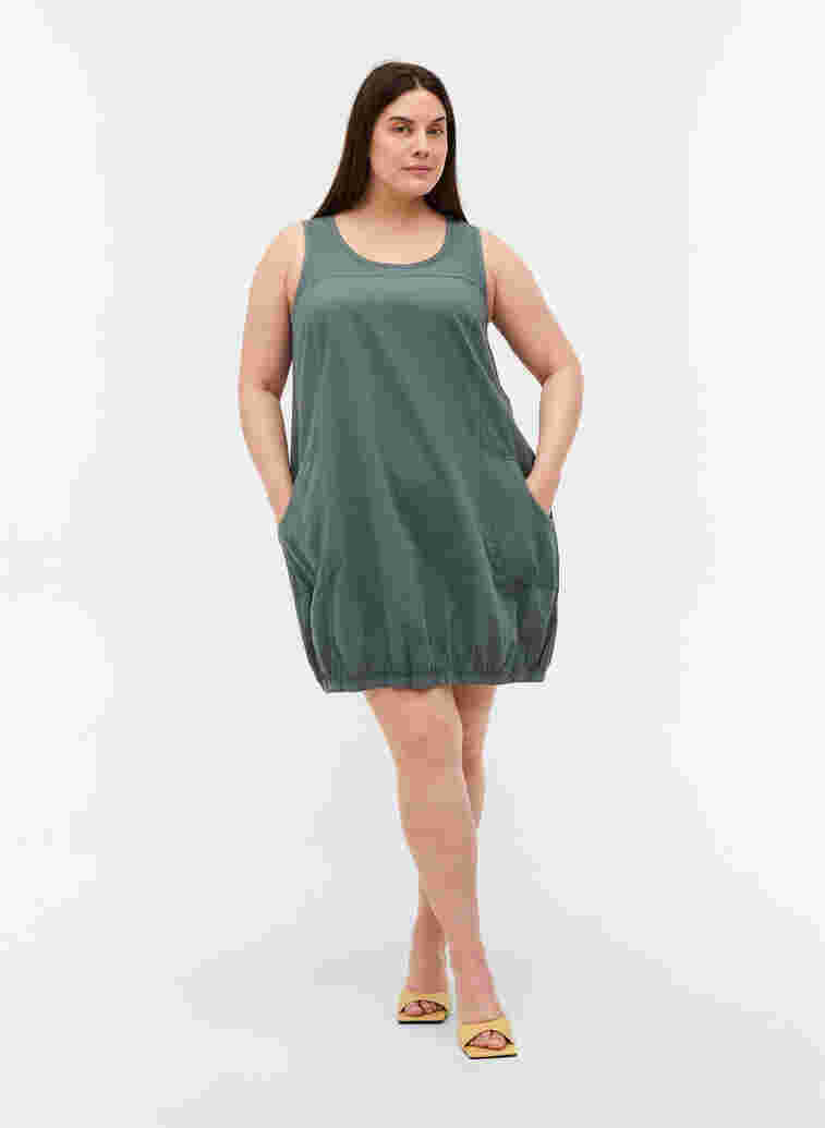 Ärmlös klänning i bomull, Balsam Green, Model image number 2