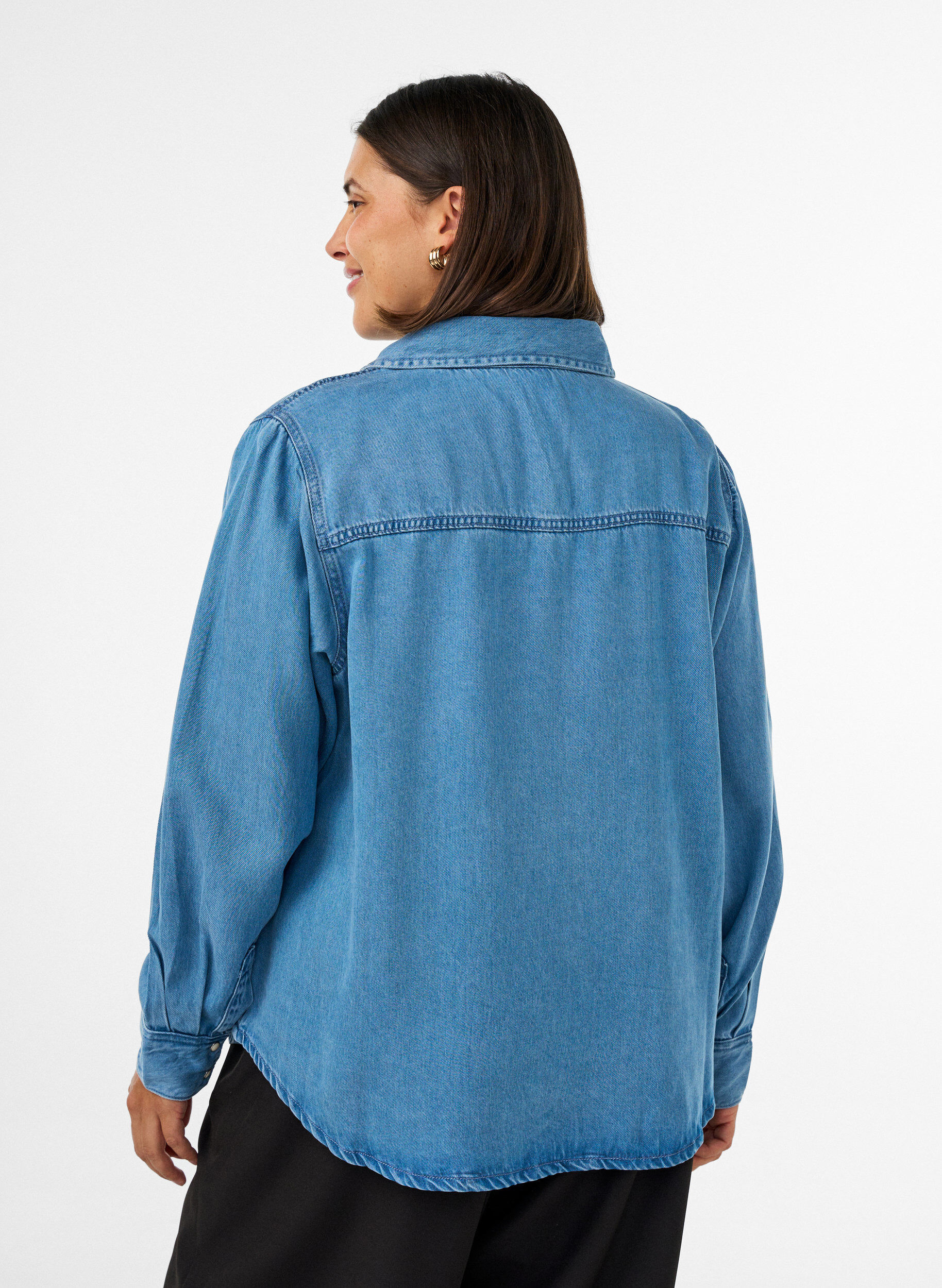 ZizziJeansskjorta i lyocell med tryckknappar, Bl&aring;, Model image number 2
