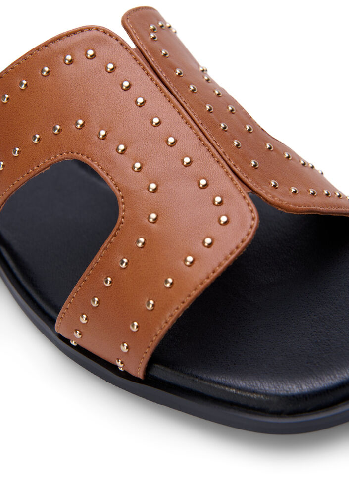 Platta sandaler med nitar, Brun, Packshot image number 3
