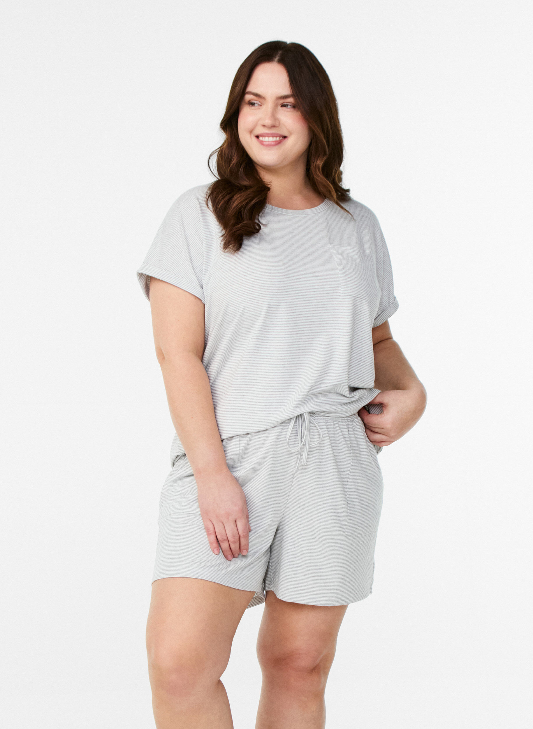 Zizzi Randiga pyjamasshorts med h&ouml;g midja, LGM Stripe, Model image number 0