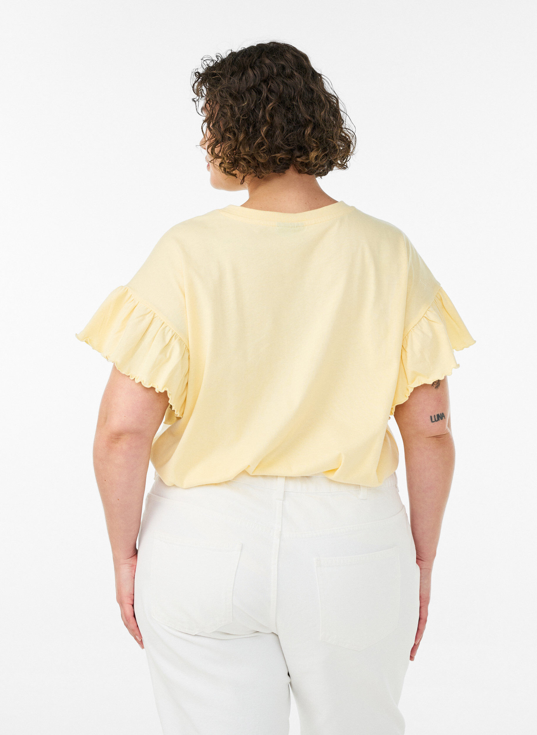 ZizziT-shirt i ekologisk bomull med volang&auml;rmar, Gul, Model image number 2