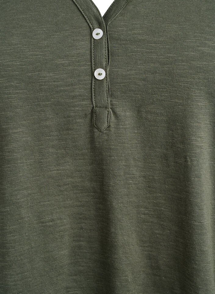 T-shirt med knappdetalj, Gr&ouml;n, Packshot image number 2