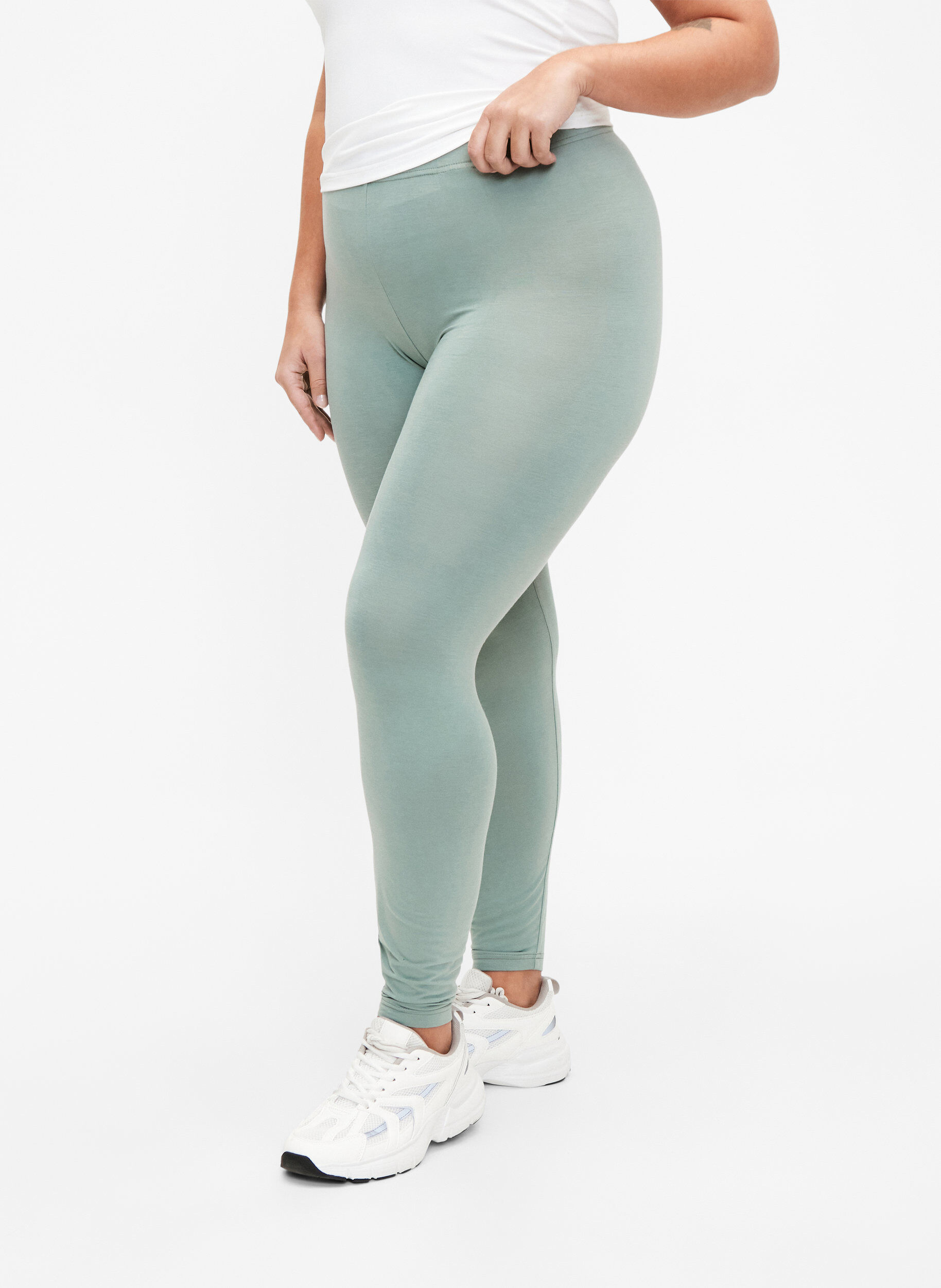 Zizzi Basleggings i viskos, Gr&ouml;n, Model image number 0