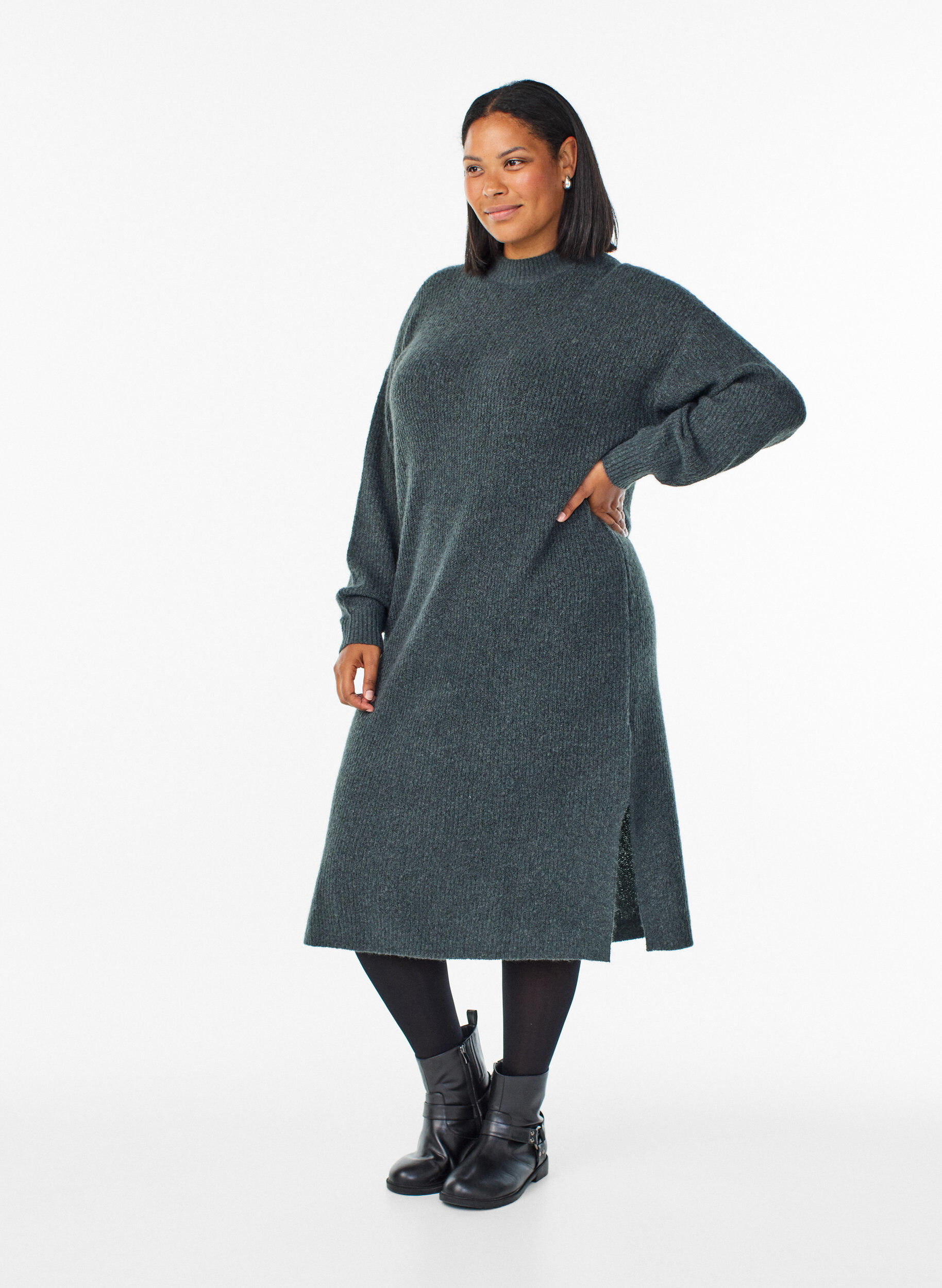 L&aring;ng stickad kl&auml;nning med h&ouml;g hals, Gr&ouml;n, Model