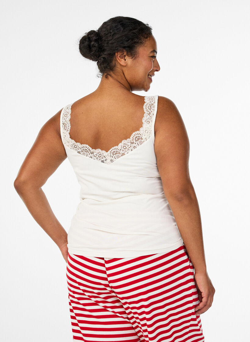 Topp i viskos med spetskant, Vanilla, Model image number 2