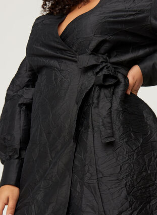 Långärmad wrap klänning, Black, Model image number 2