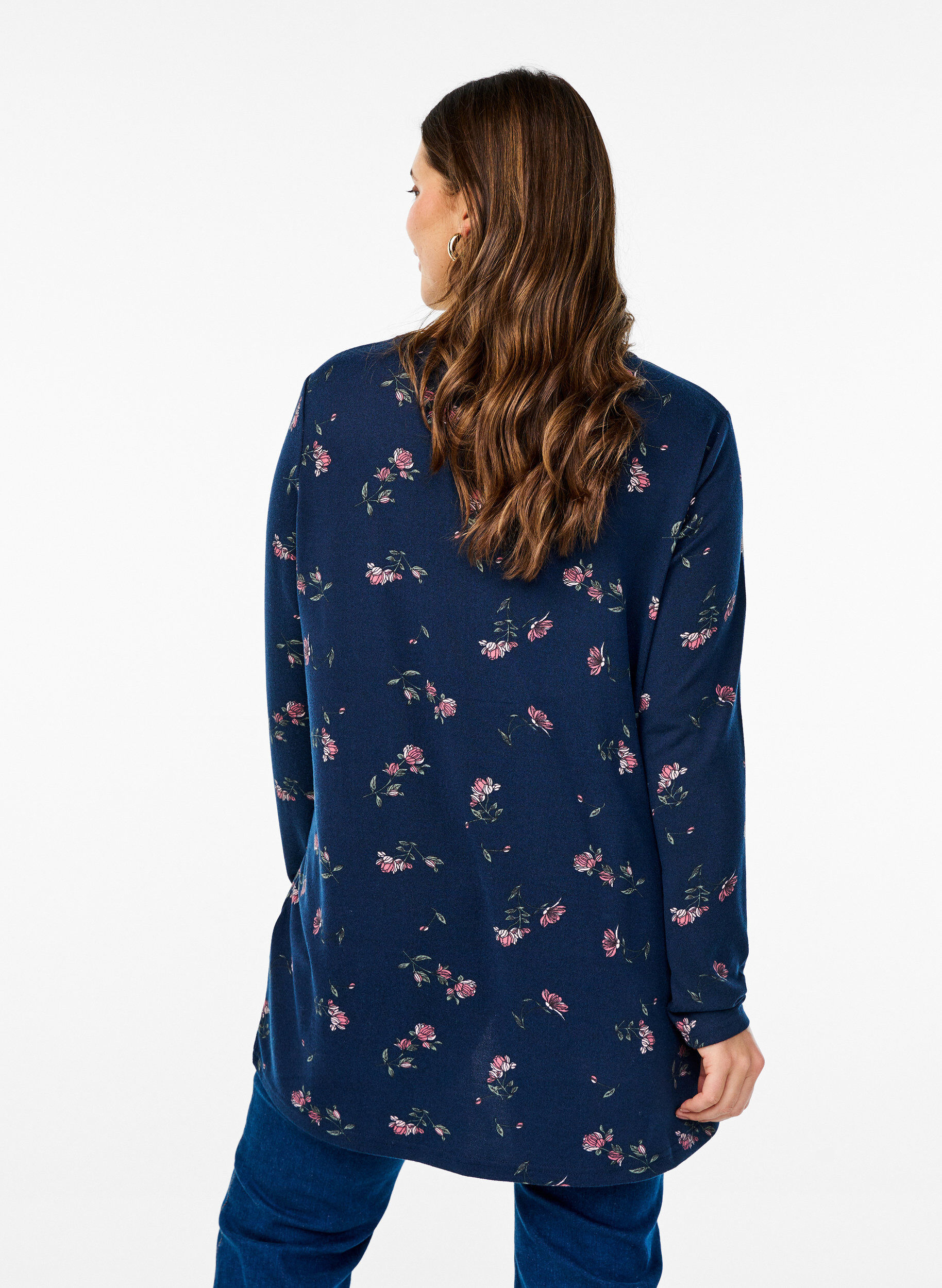 ZizziBlommig blus med l&aring;nga &auml;rmar, Bl&aring;, Model image number 2