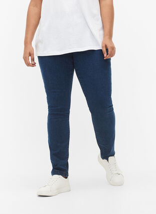 Extra slim Sanna jeans med normalhög midja, Dark blue, Model image number 2