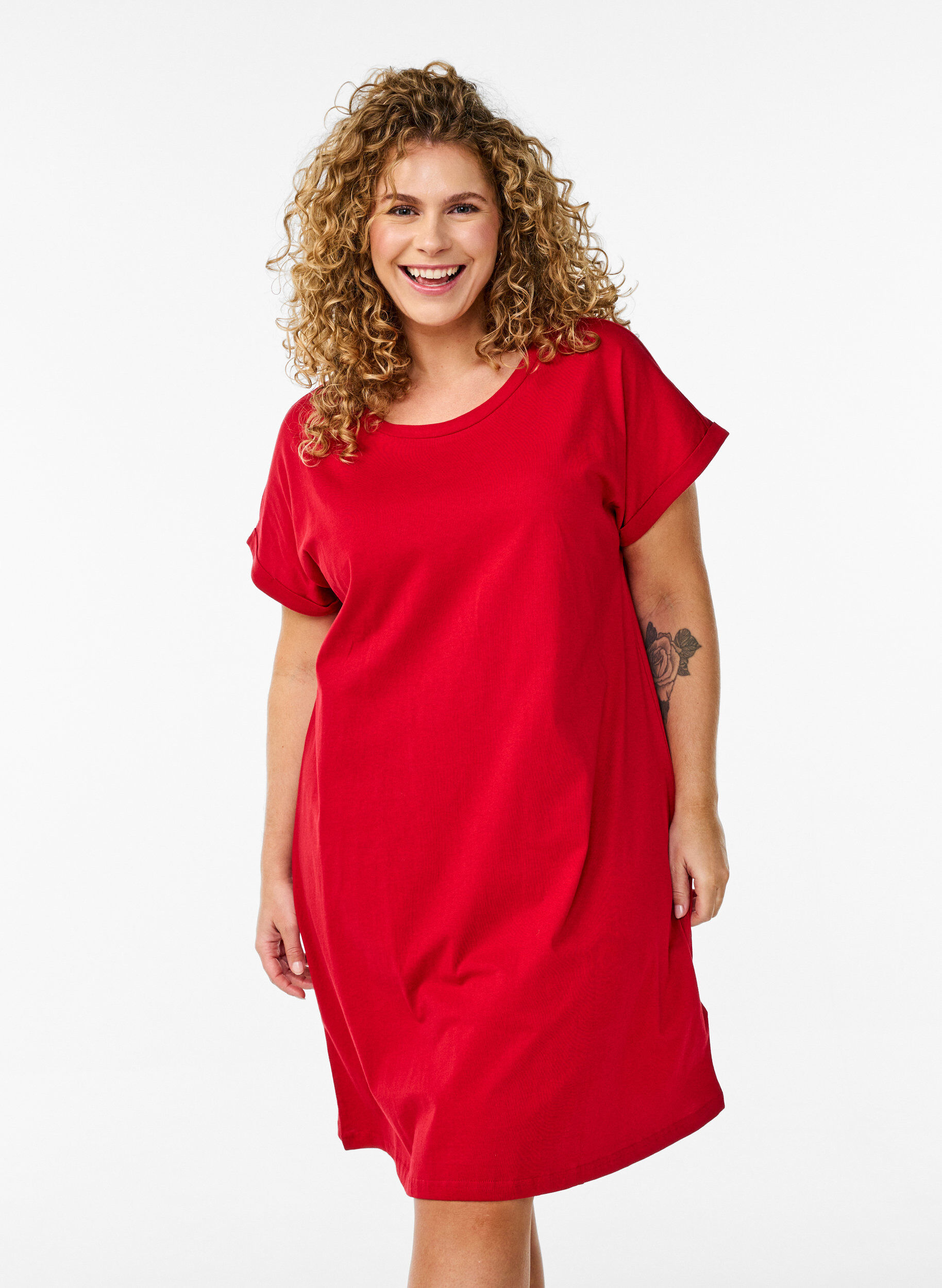 Zizzi2-pack t-shirtkl&auml;nningar med korta &auml;rmar, R&ouml;d, Model image number 0