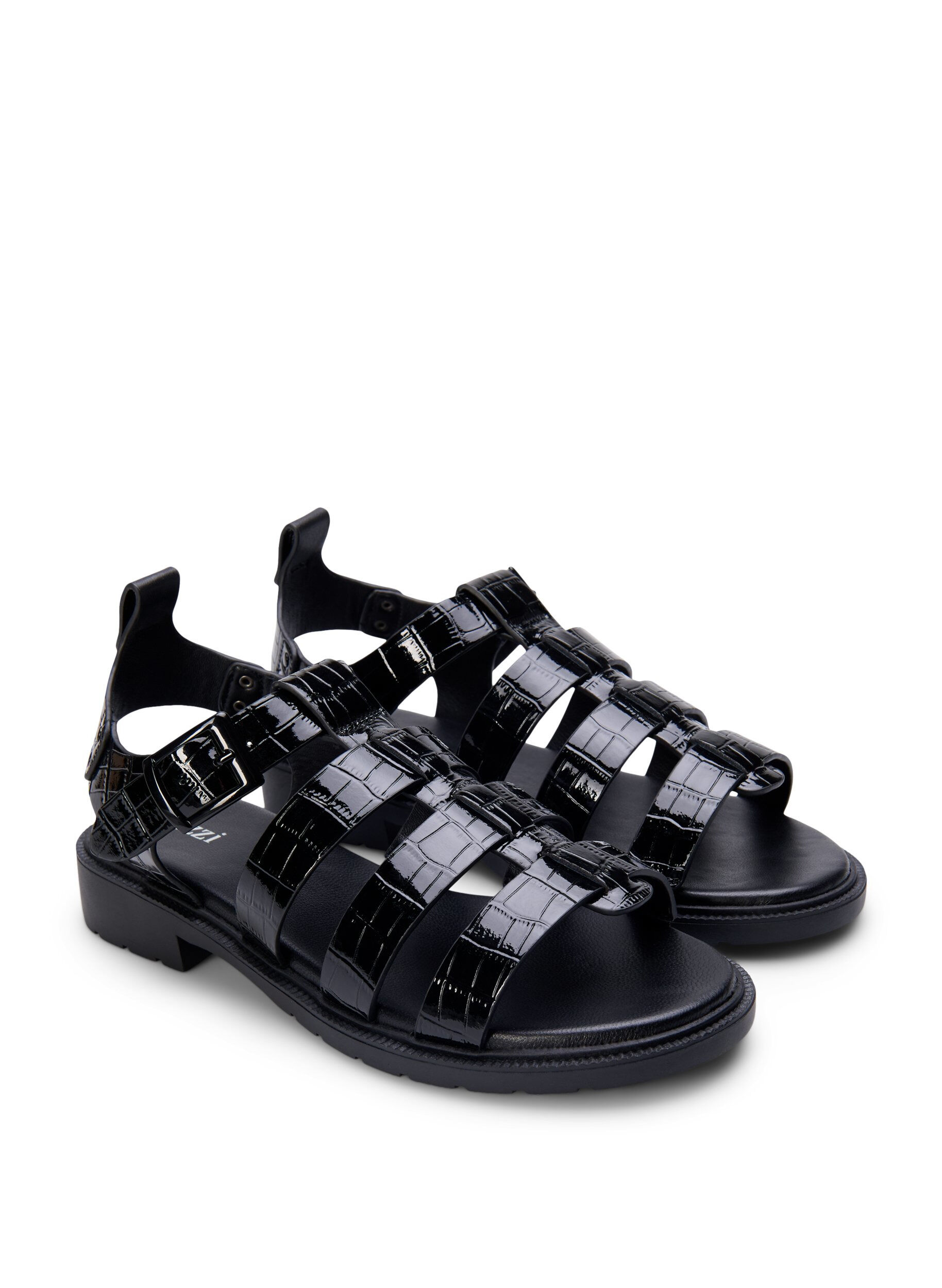 Zizzi Sandal med bred passform i gl&auml;nsande krokodilskinn, Black, Packshot image number 1