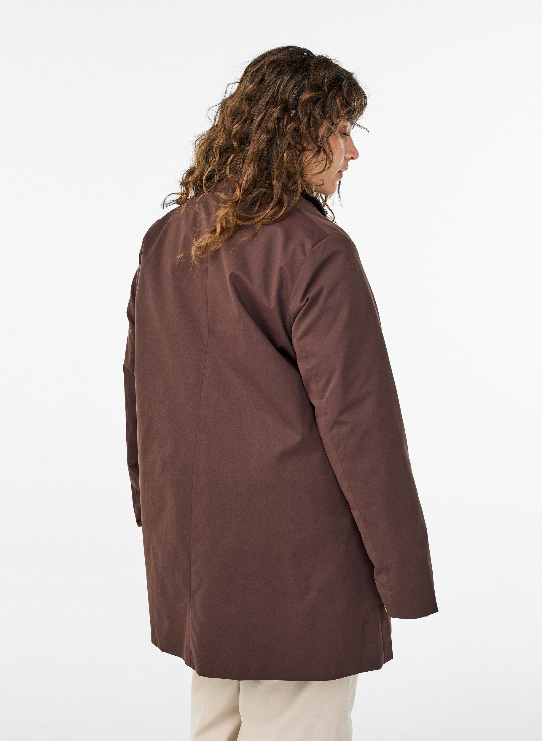 ZizziVattenavvisande v&aring;rjacka med a-linjeformat snitt, Brun, Model image number 2