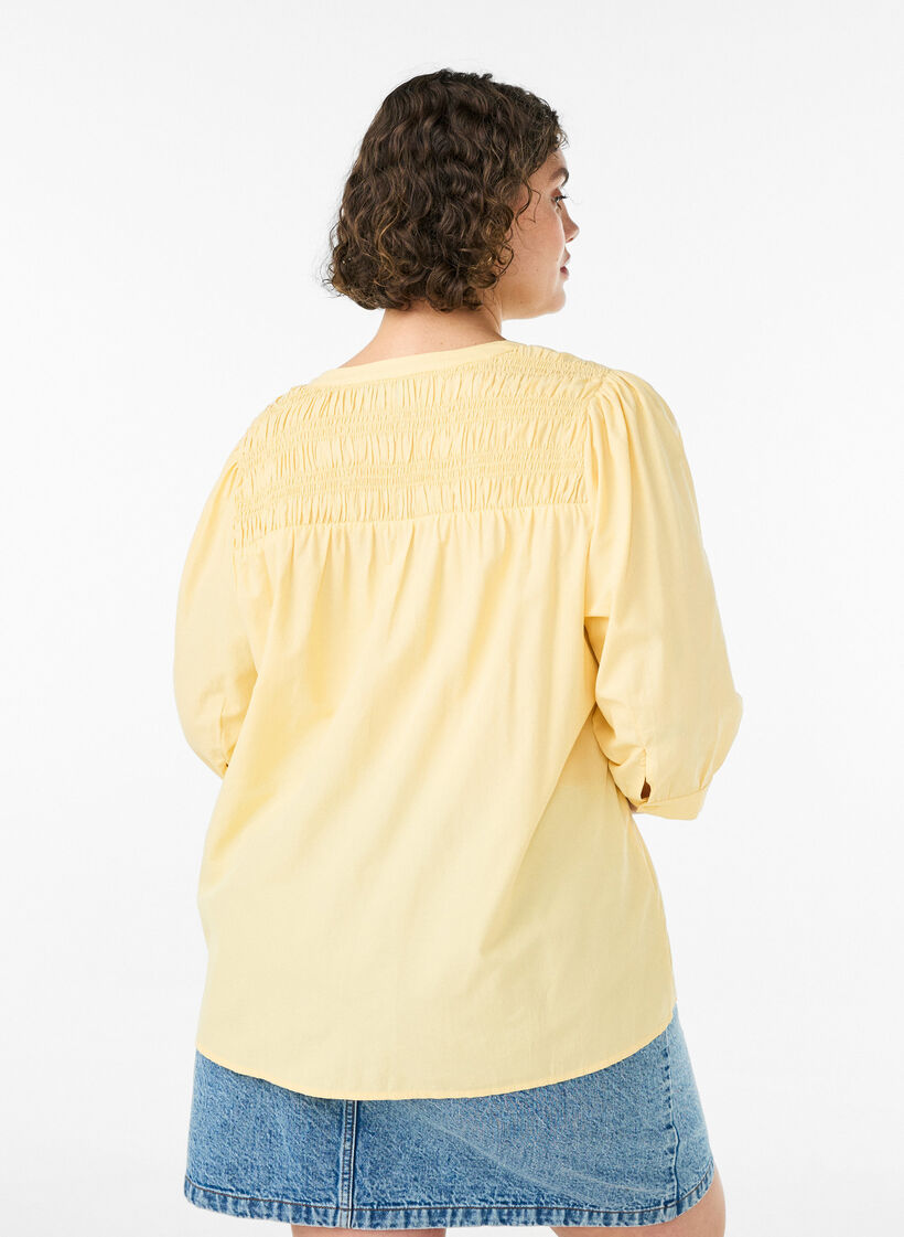 Blus med smock och 3/4-&auml;rmar, Gul, Model image number 2
