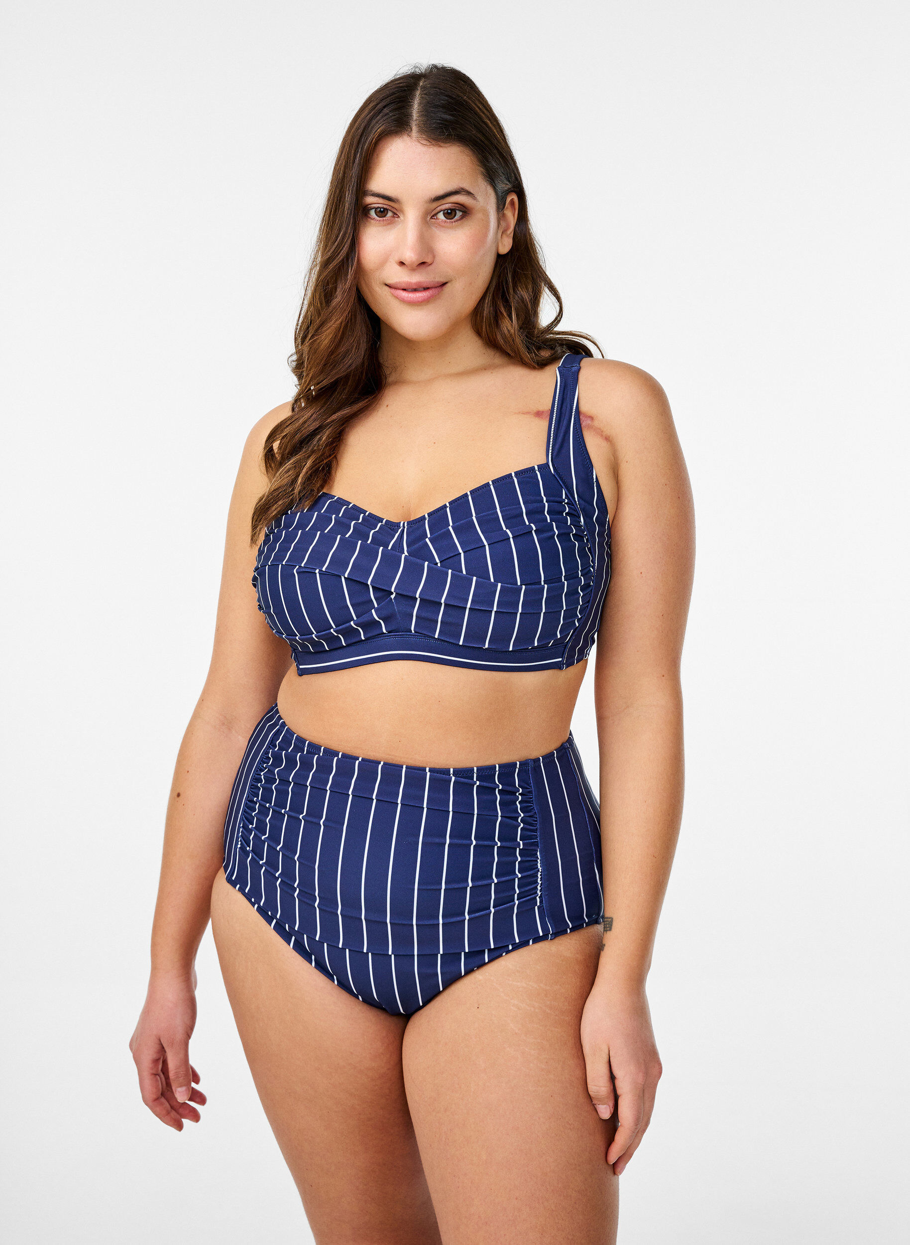 Zizzi Vadderad bikinitopp med tryck, Bl&aring;, Model image number 1