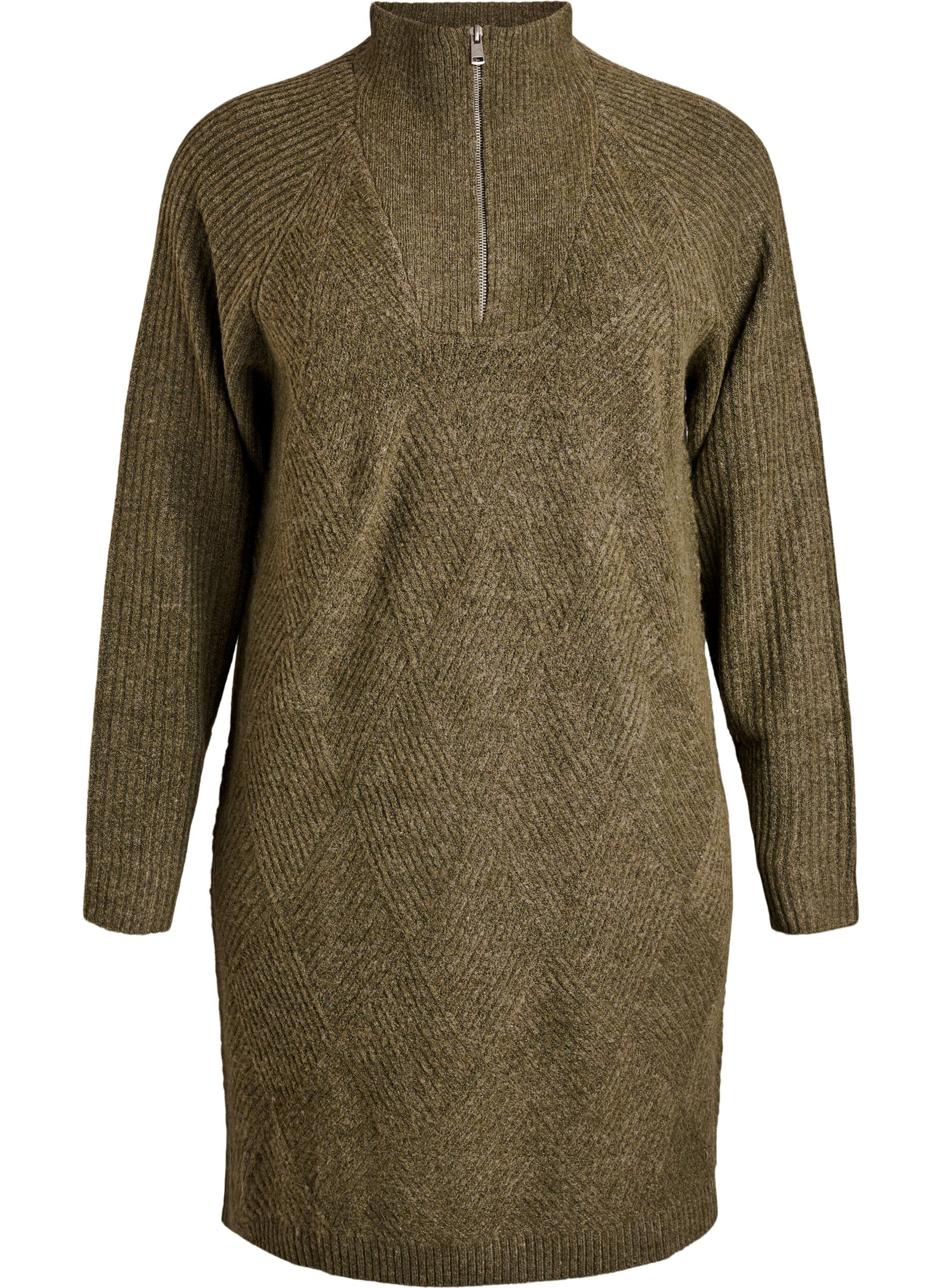 Kn&auml;l&aring;ng stickad kl&auml;nning med h&ouml;g hals