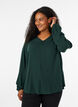 Blus i viskos med v-ringning och rundad nederkant, Gr&ouml;n, Model image number 0