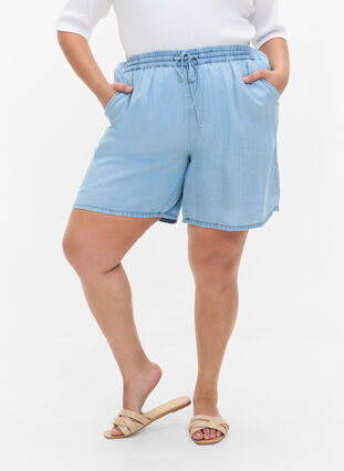 Shorts med lös passform och fickor, Light blue denim, Model image number 1