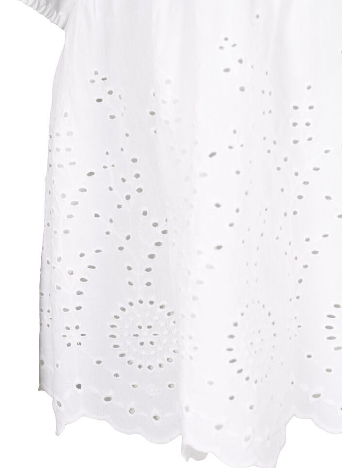 Viskosblus med broderi anglaise, Bright White, Packshot image number 3