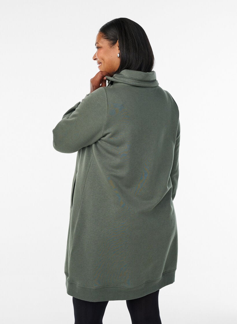 Kort sweatshirtkl&auml;nning med h&ouml;g krage och fickor, Gr&ouml;n, Model image number 2