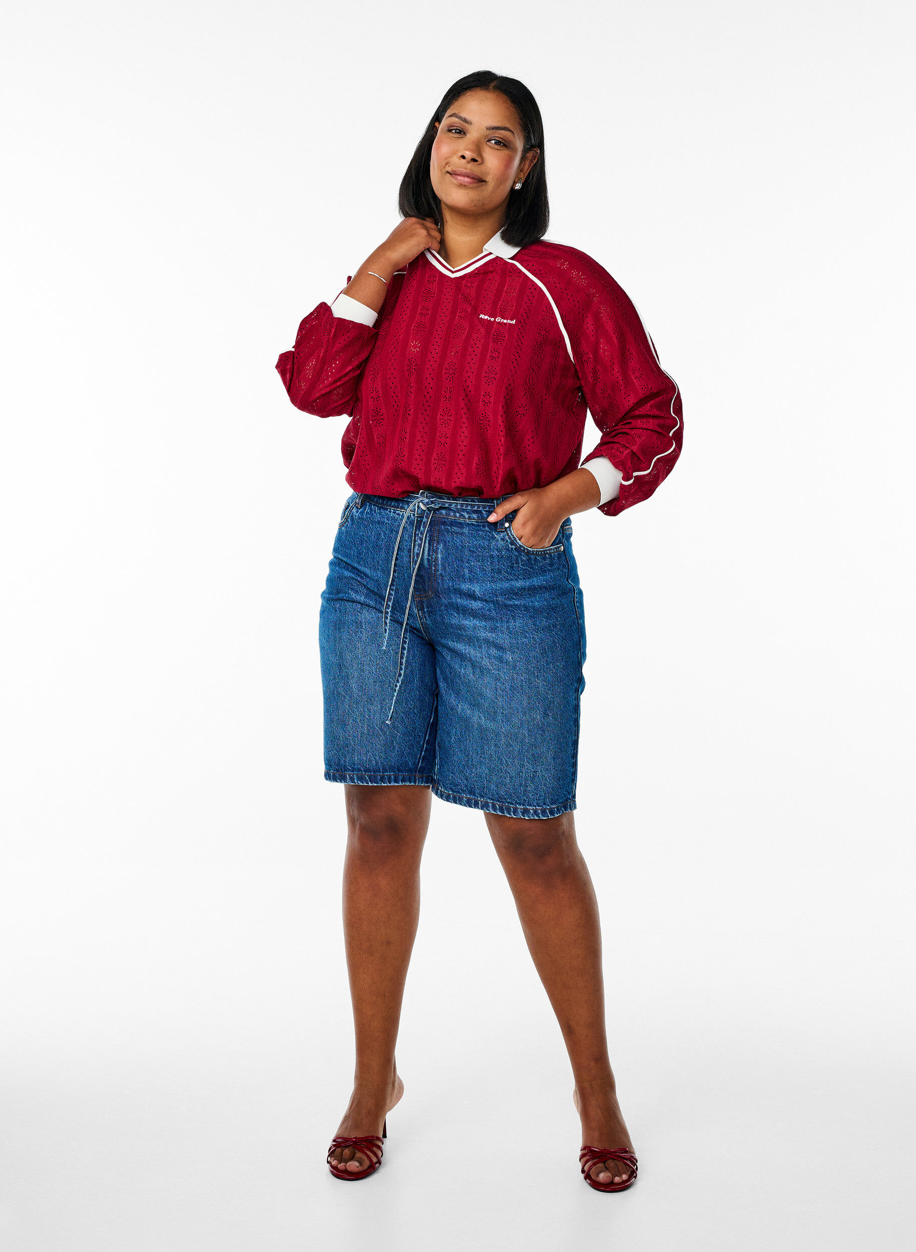 Zizzi Blus i texturerad jersey med kontrastdetaljer, R&ouml;d, Model image number 1