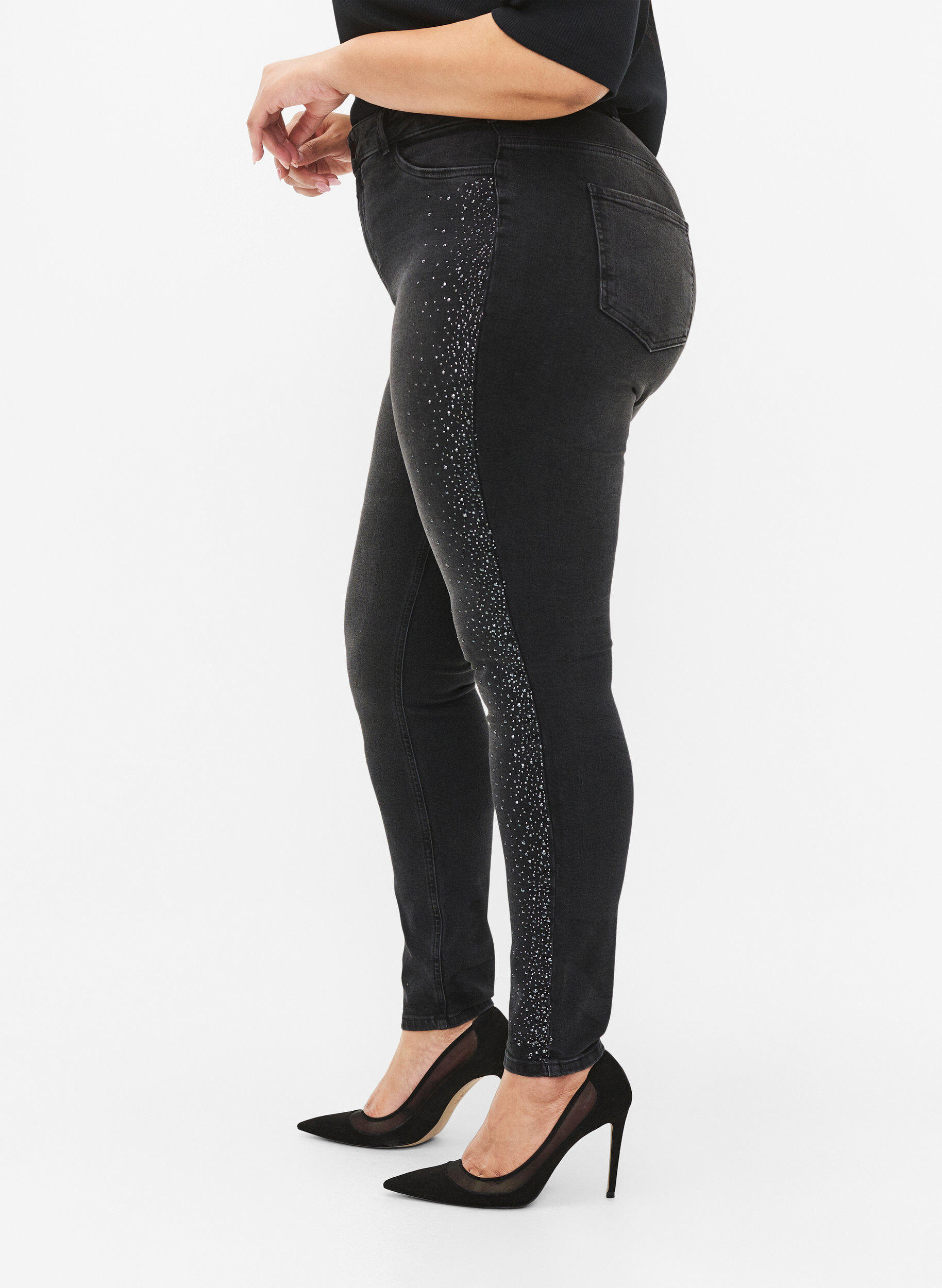 Zizzi Amy-jeans med h&ouml;g midja och strass, Grey Denim, Model image number 3