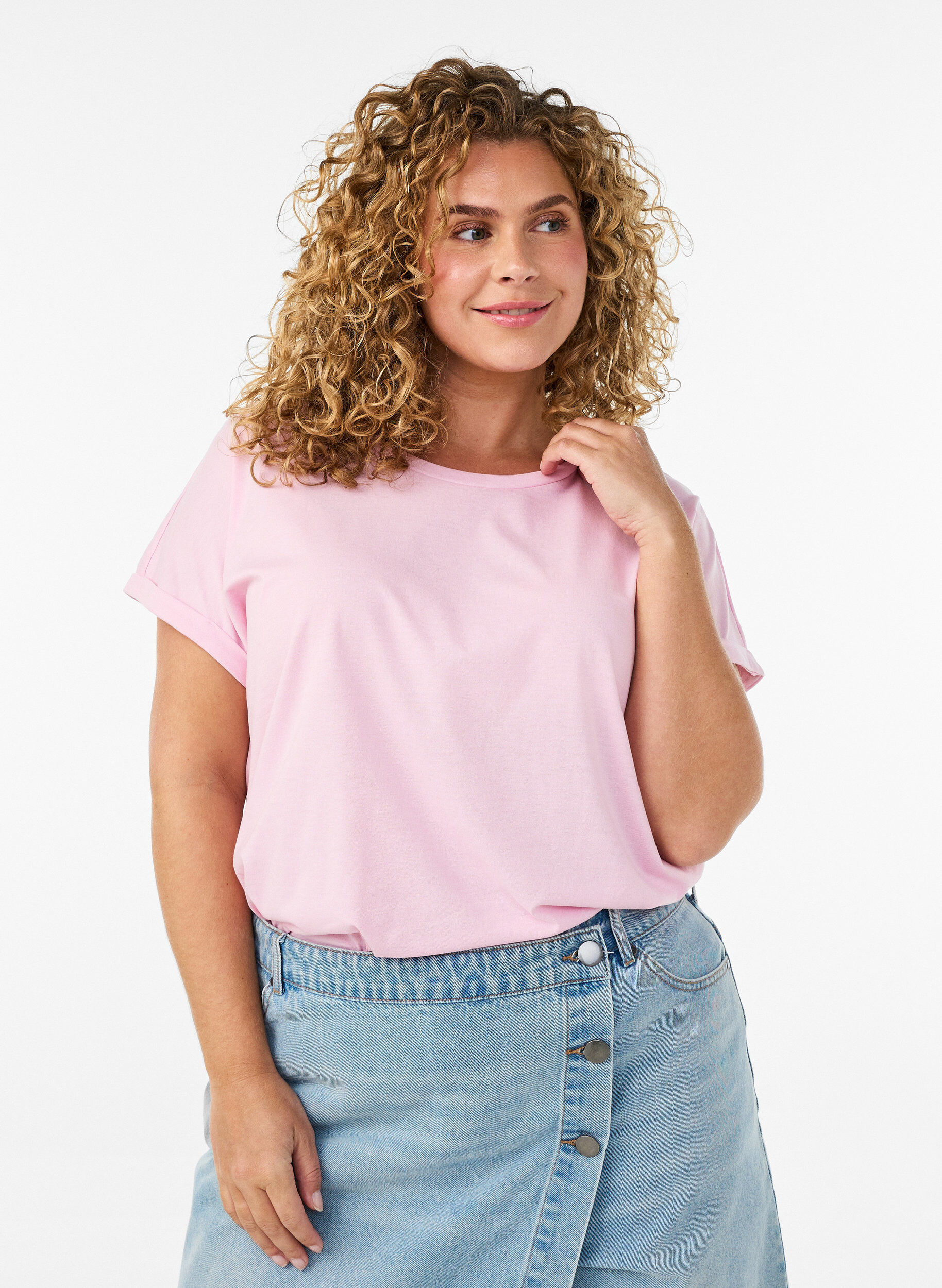 Kort&auml;rmad t-shirt i bomullsmix, Rosa, Model