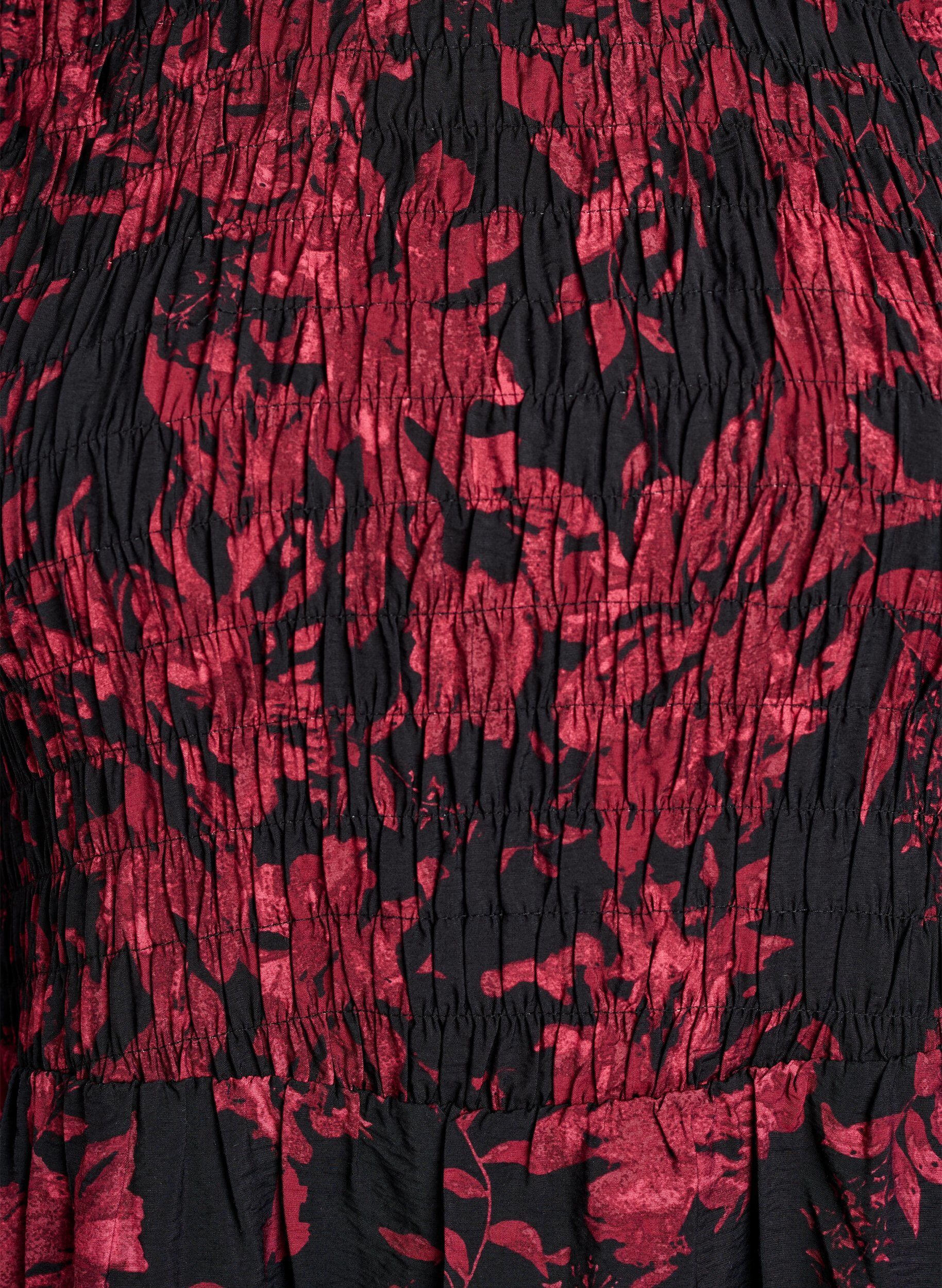 Zizzi Blommig kl&auml;nning med smock upptill, Svart, Packshot image number 2