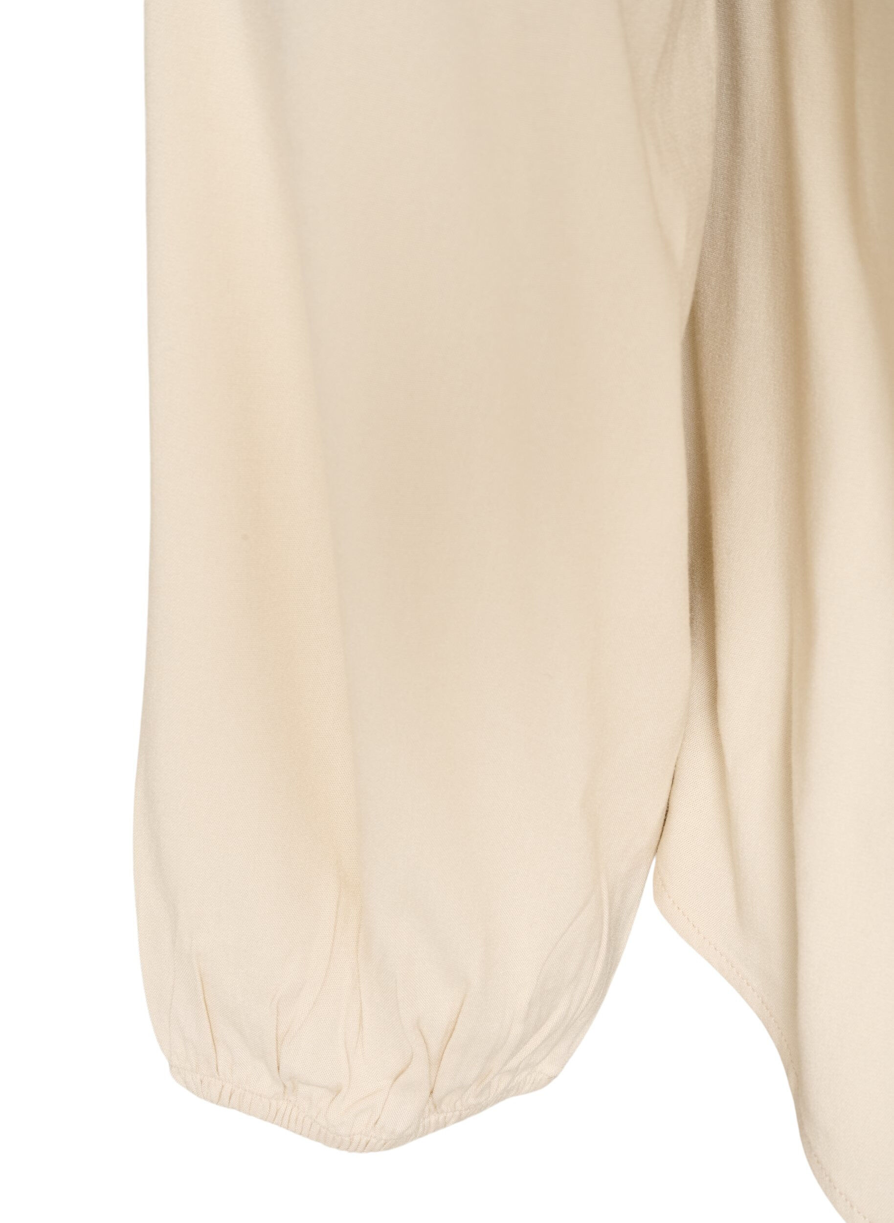 ZizziBlus i viskos med v-ringning och rundad nederkant, Beige, Packshot image number 3