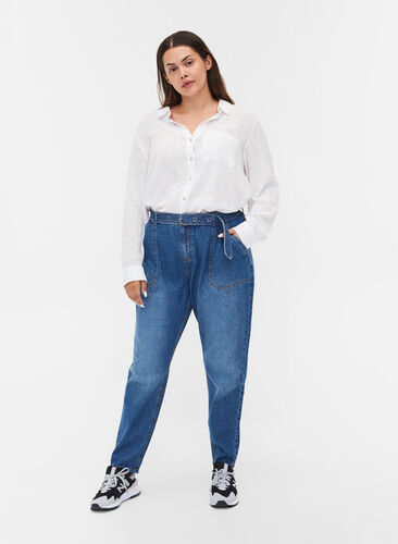 Högmidjade jeans med bälte, Blue denim, Model image number 0